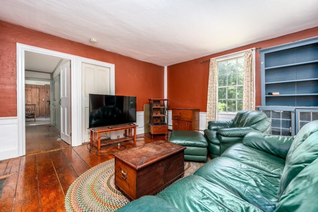 Single Family Residence at 228 Phinneys Ln, Barnstable MA 02632, photo 12 of 33