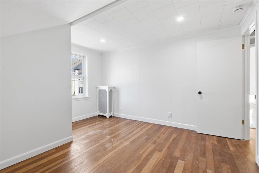 501 Pine St, Fall River MA 02720 photo 32
