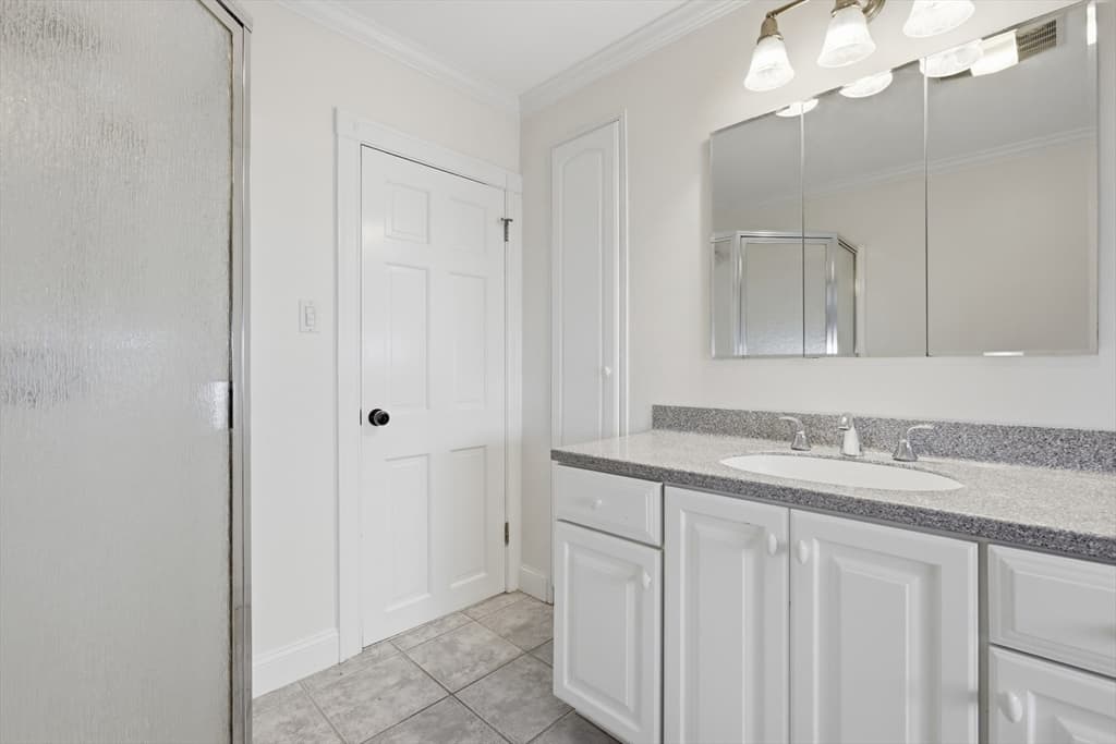 501 Pine St, Fall River MA 02720 photo 20