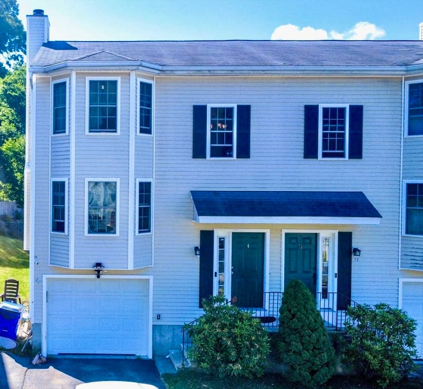 74 Sophia Dr, Worcester MA 01607