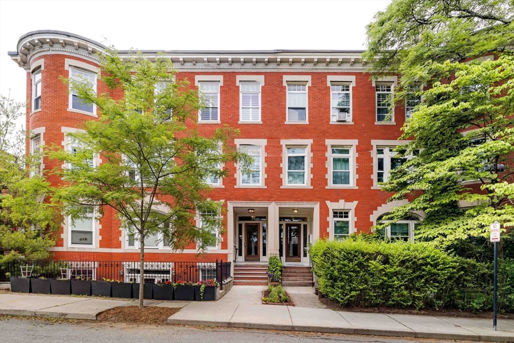 23 Strathmore Road # 3, Brookline MA 02445
