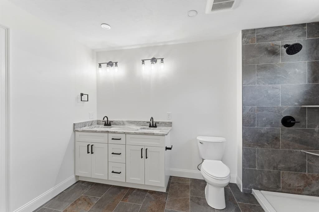 36 Colonial Rd., Webster MA 01570 photo 27
