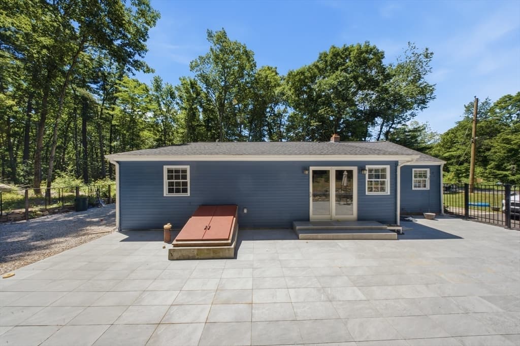 Single Family Residence at 89 Charles St, Leicester MA 01524, Leicester, photo 27 of 33