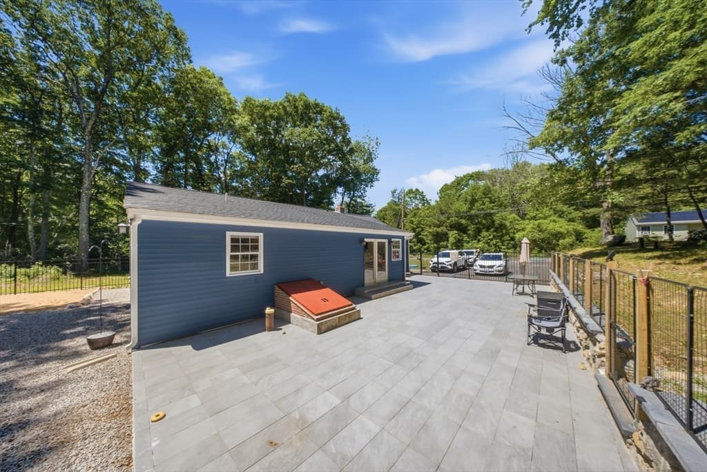 Single Family Residence at 89 Charles St, Leicester MA 01524, Leicester, photo 30 of 33