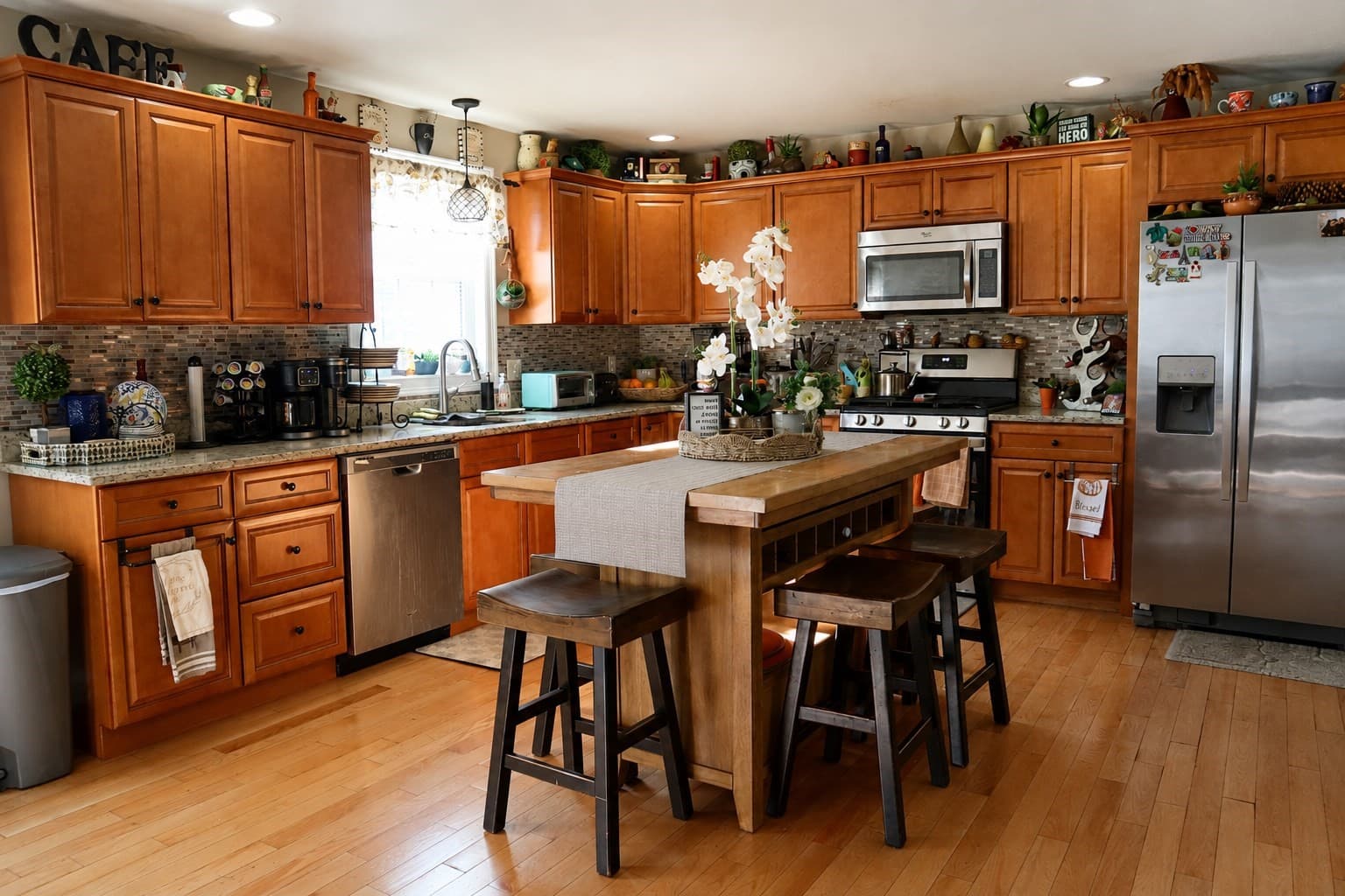Condominium at 82 Franklin St # 82, Haverhill MA 01830, photo 7 of 33