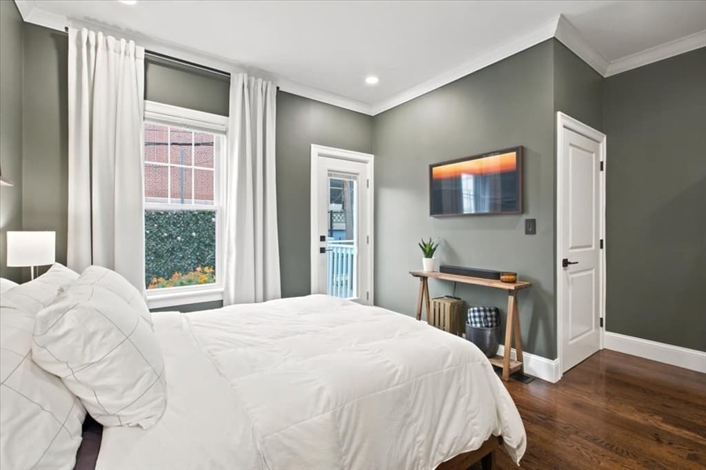 Condominium at 48 Chelsea St # 1, Boston MA 02128, Boston, photo 17 of 28