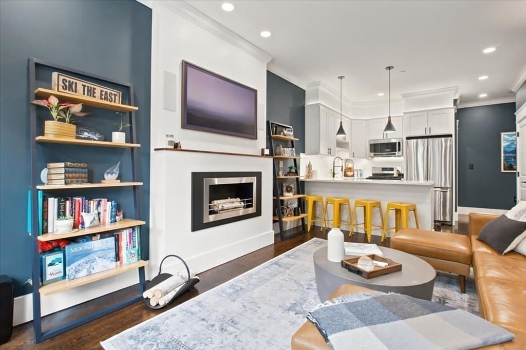 Condominium at 48 Chelsea St # 1, Boston MA 02128, Boston, photo 8 of 28