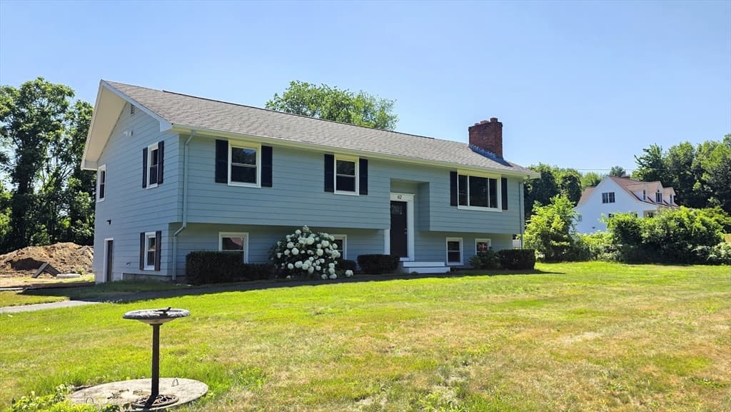62 Millville Rd, Mendon MA 01756