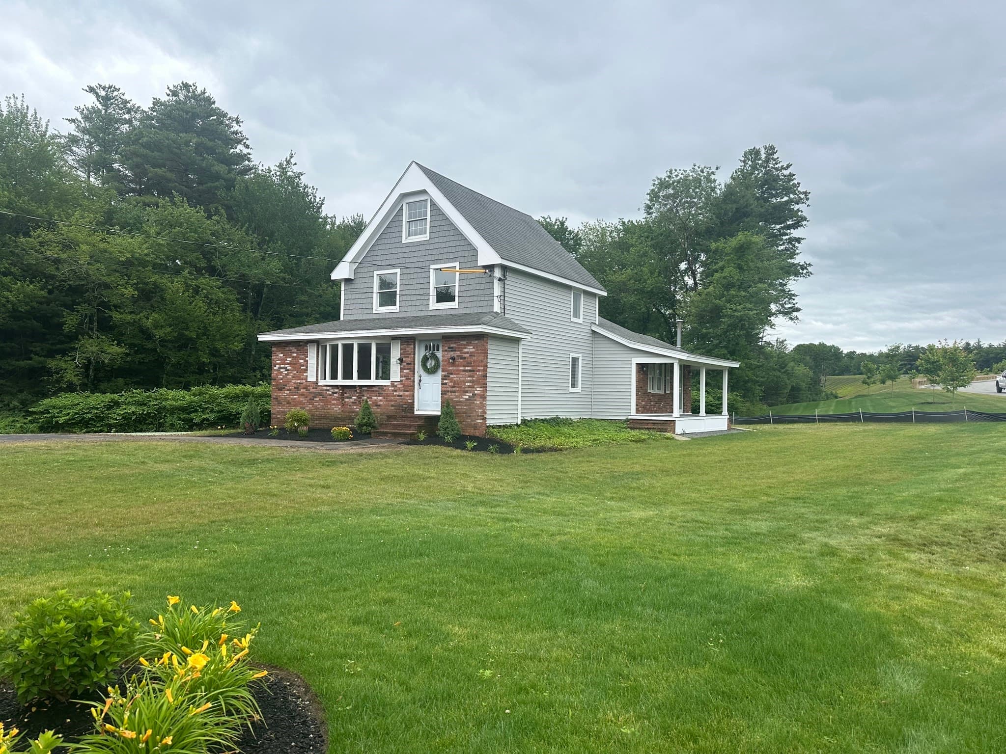 865 Salem St, Groveland MA 01834