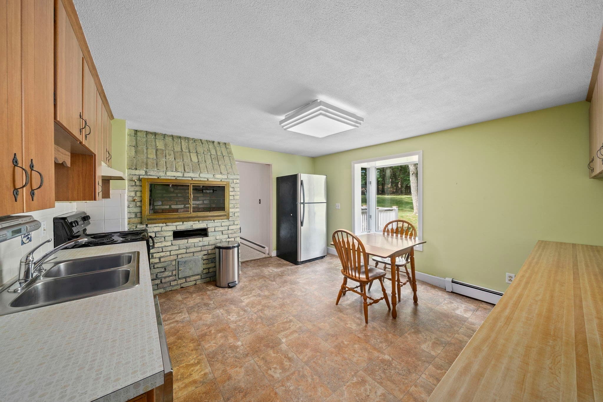 Single Family Residence at 37 Michele Ln, Braintree MA 02184, photo 12 of 38