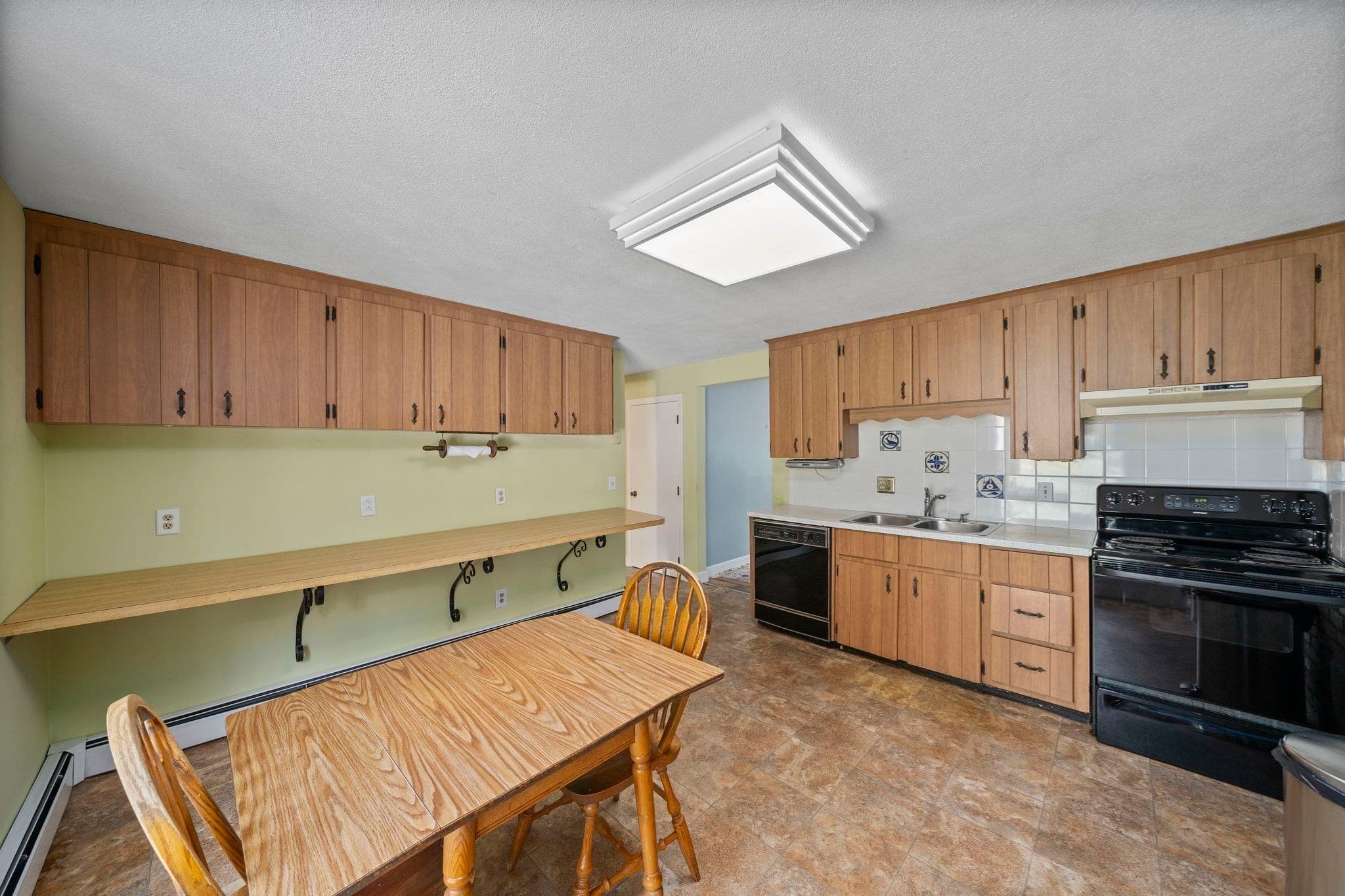 Single Family Residence at 37 Michele Ln, Braintree MA 02184, photo 14 of 38