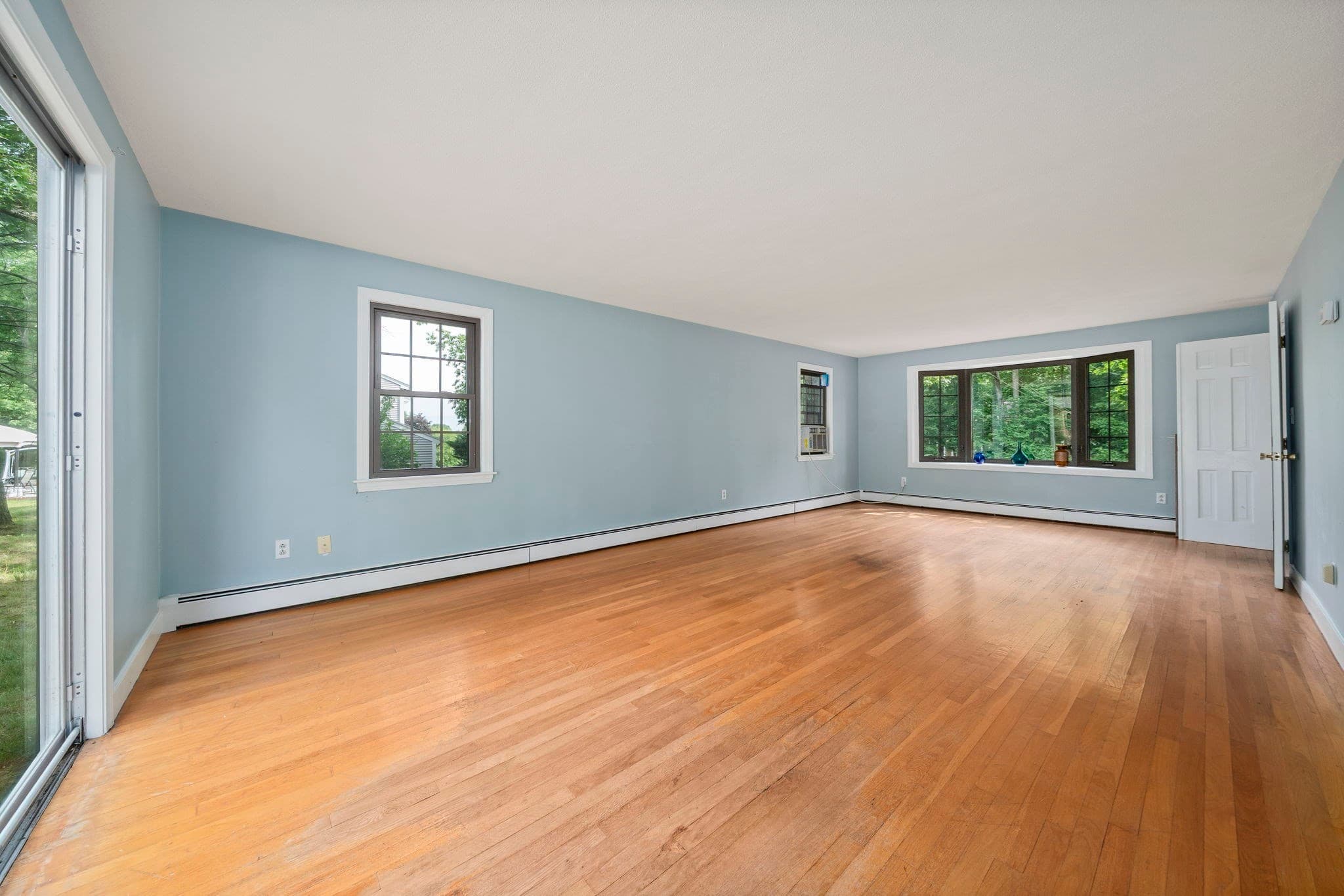 Single Family Residence at 37 Michele Ln, Braintree MA 02184, photo 15 of 38