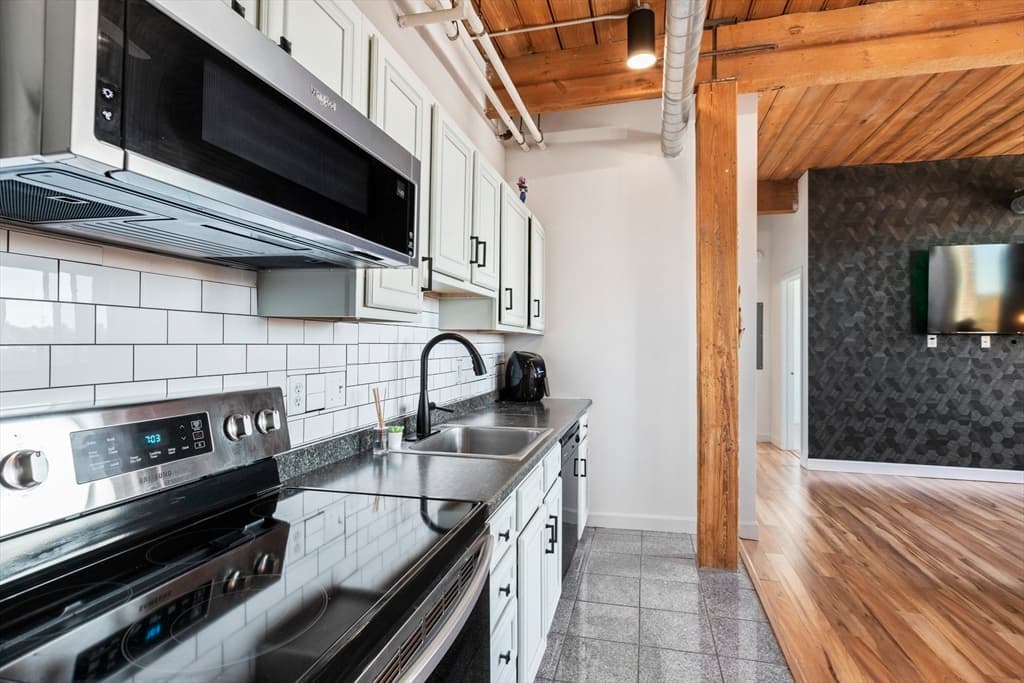 146 Court Street # 603, Brockton MA 02302 photo 8
