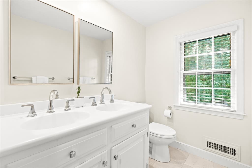 10 Colgate Rd, Wellesley MA 02482 photo 18