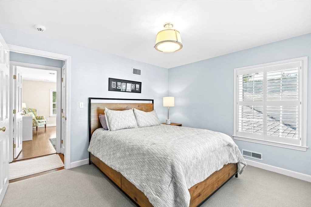 10 Colgate Rd, Wellesley MA 02482 photo 15