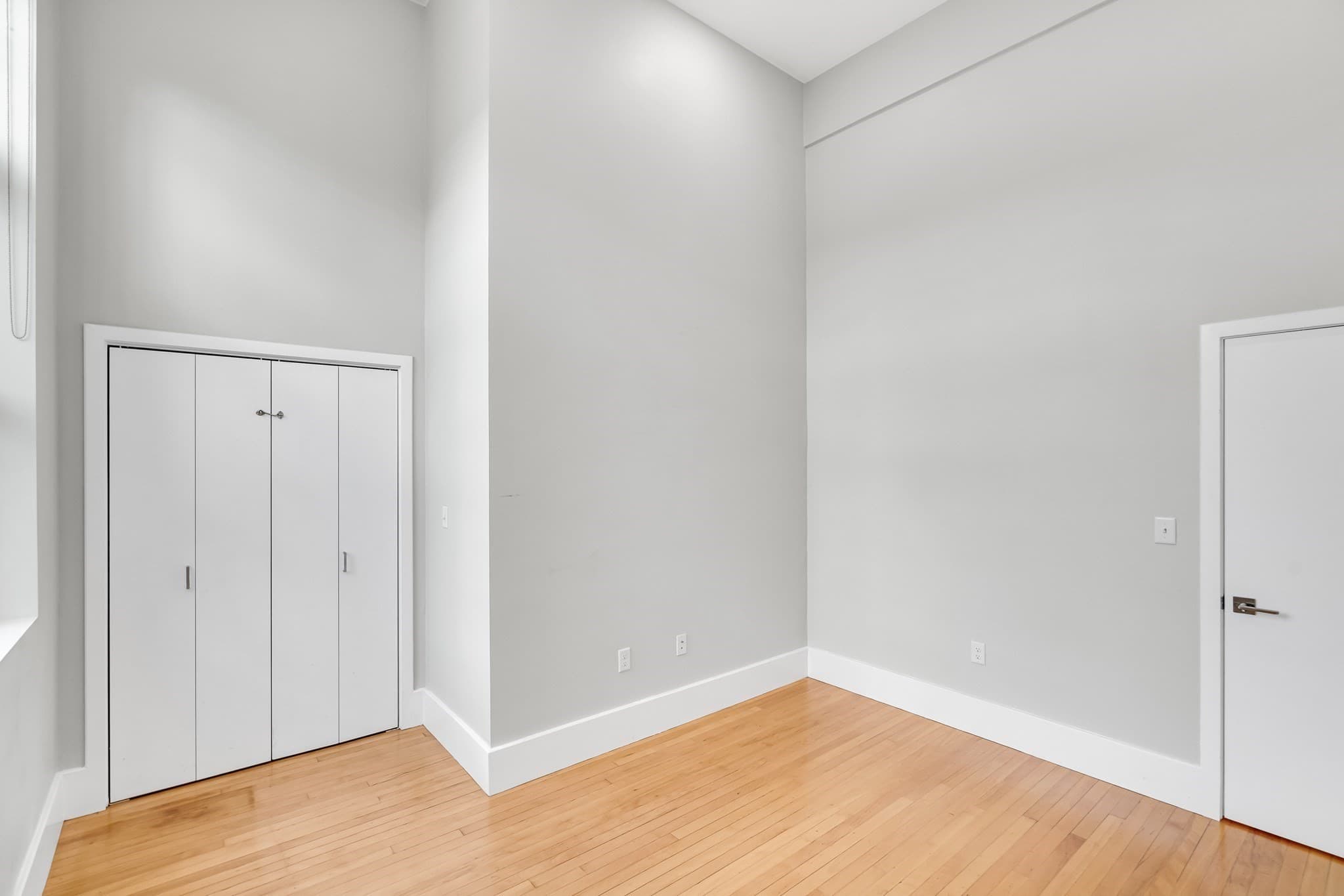 Condominium at 204 Spencer Ave # 6, Chelsea MA 02150, Chelsea, photo 23 of 41