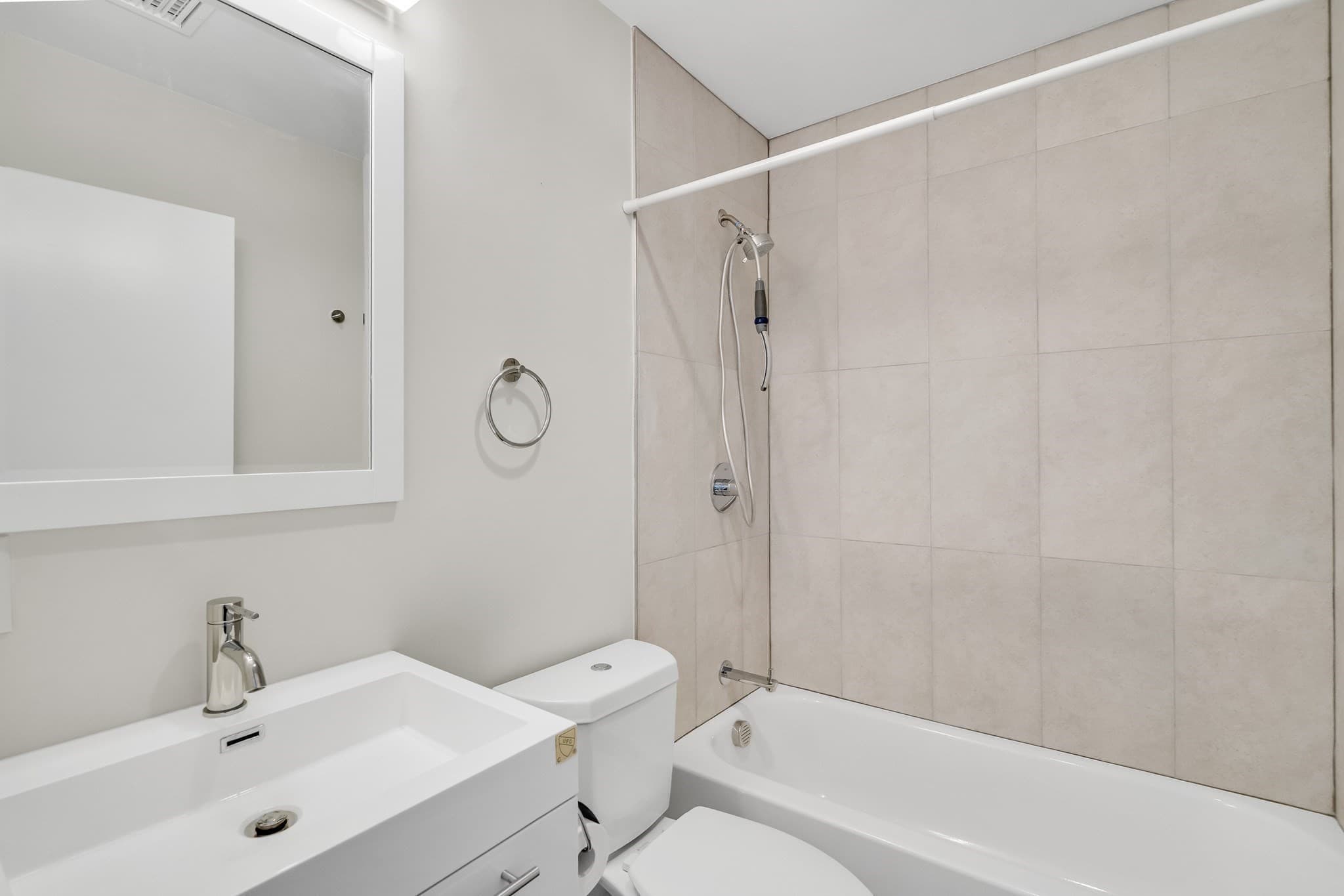 Condominium at 204 Spencer Ave # 6, Chelsea MA 02150, Chelsea, photo 32 of 41