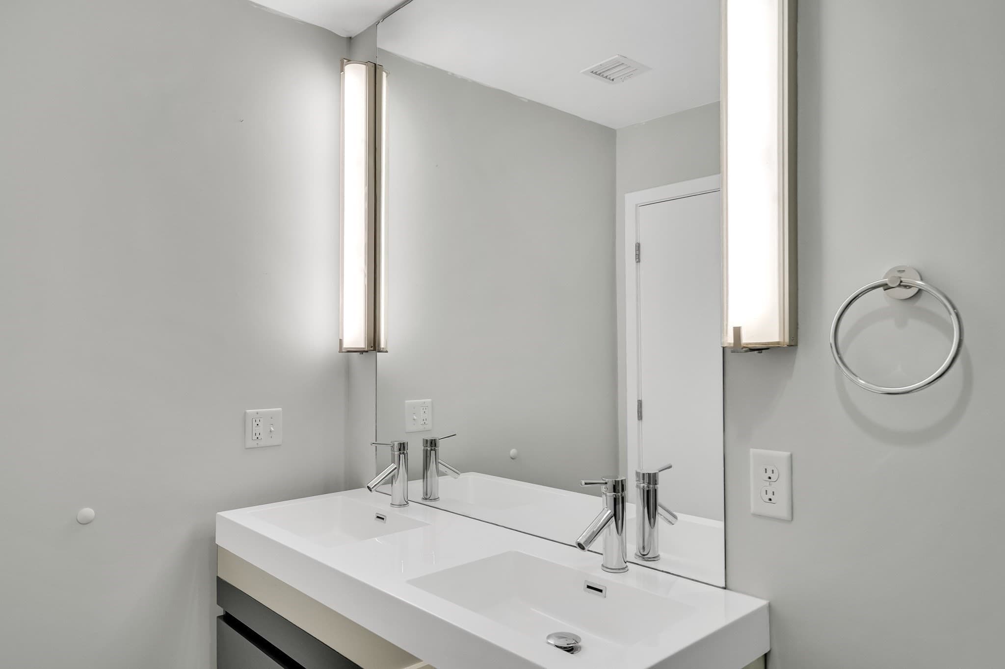 Condominium at 204 Spencer Ave # 6, Chelsea MA 02150, Chelsea, photo 29 of 41