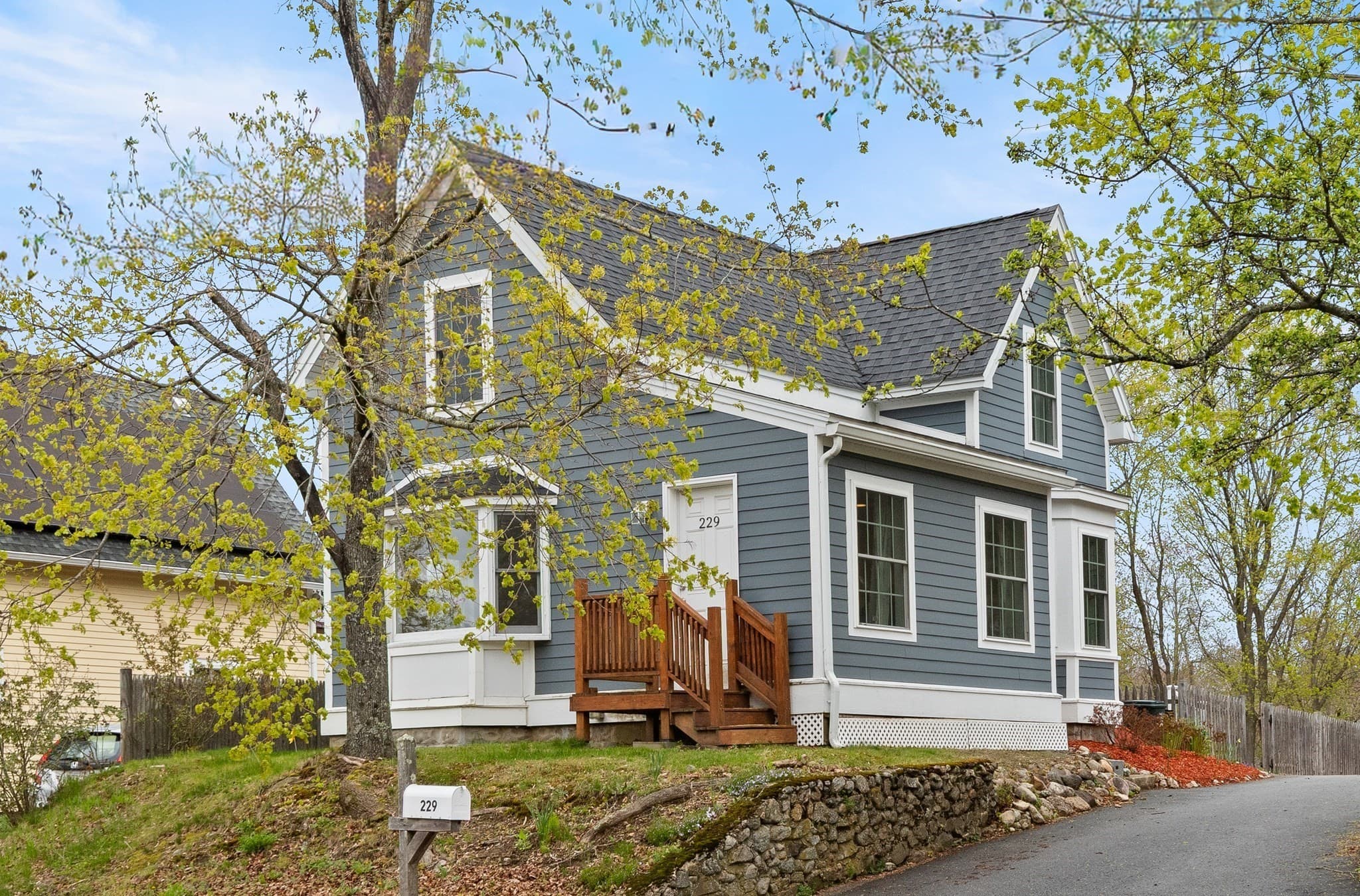 229 Highland St, Hamilton MA 01982