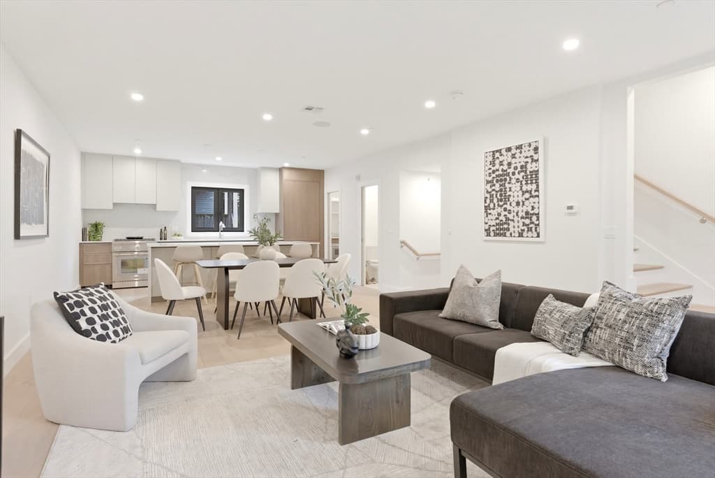 Condominium at 209 Tudor Street # 2, Boston MA 02127, photo 2 of 34