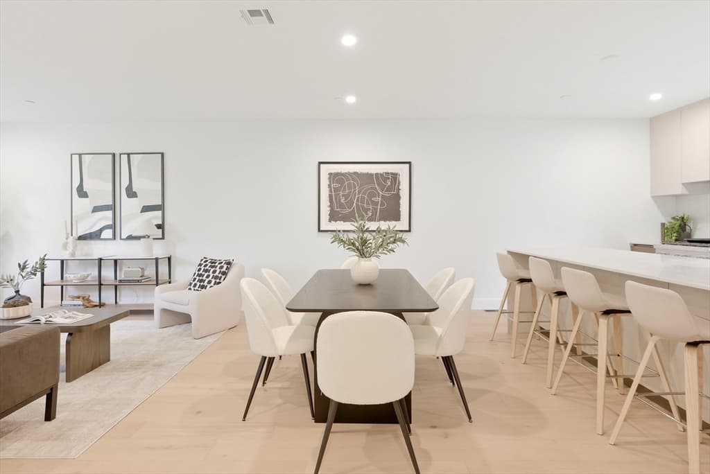 Condominium at 209 Tudor Street # 2, Boston MA 02127, photo 4 of 34