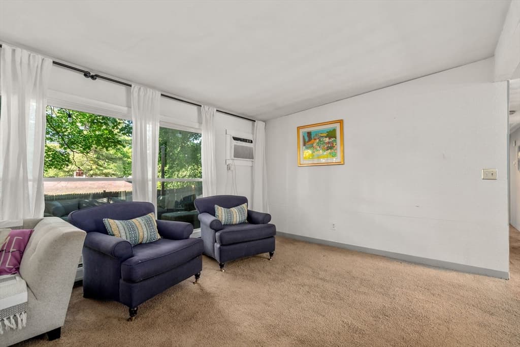 Single Family Residence at 11 Ruth Dr, Framingham MA 01701, Framingham, photo 13 of 37
