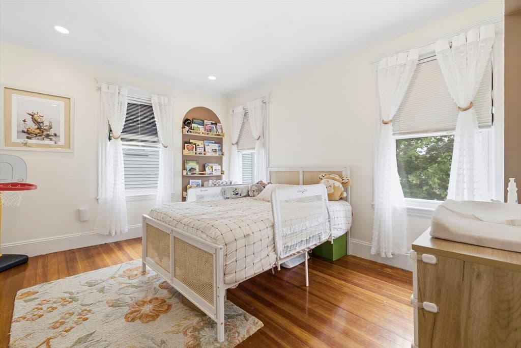 Single Family Residence at 9 Westmore Rd, Boston MA 02126, Boston, photo 14 of 33