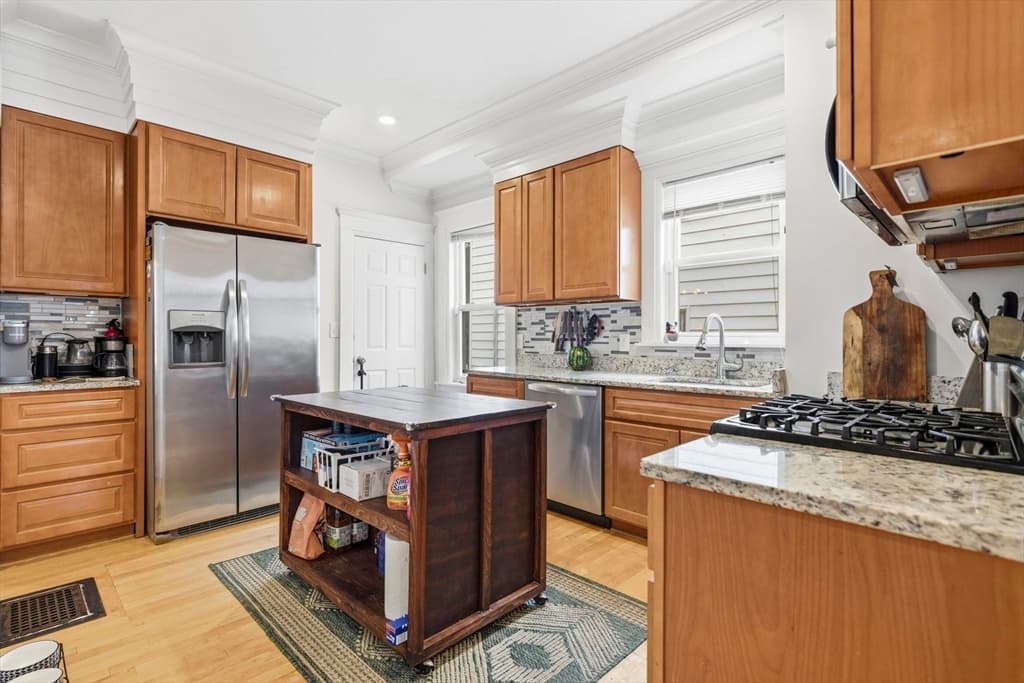 Single Family Residence at 9 Westmore Rd, Boston MA 02126, Boston, photo 8 of 33