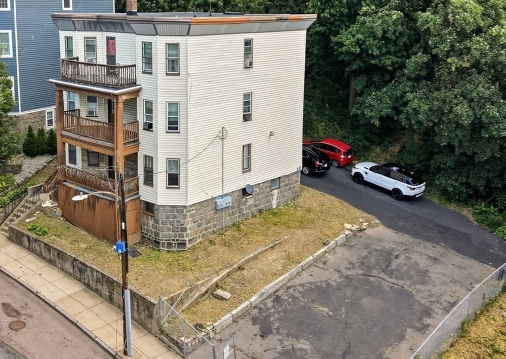 3 Family at 5 Rowell St, Boston MA 02125, Boston, photo 2 of 40