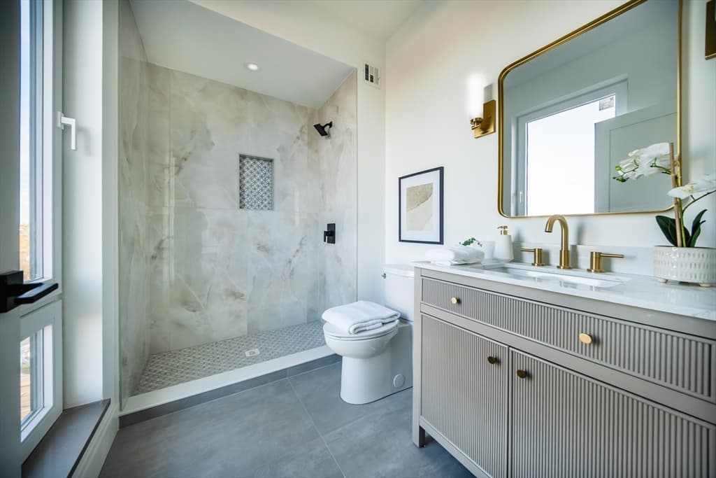 Condominium at 66 Mcgrath # 507, Quincy MA 02169, photo 18 of 30