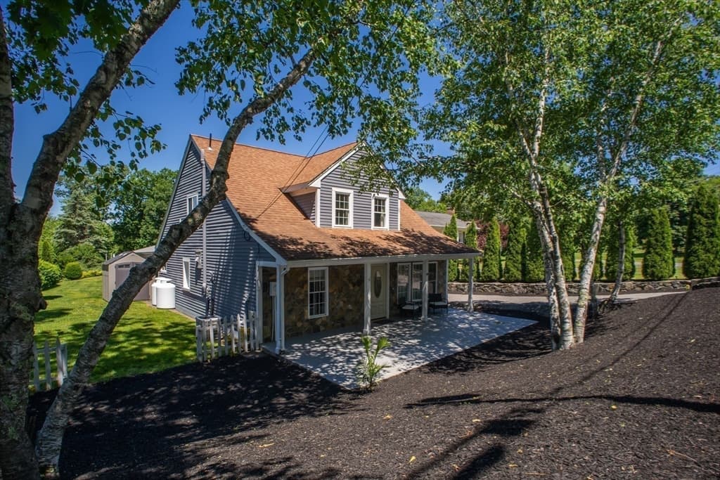 Single Family Residence at 57 Shirley Rd, Shrewsbury MA 01545, photo 7 of 40