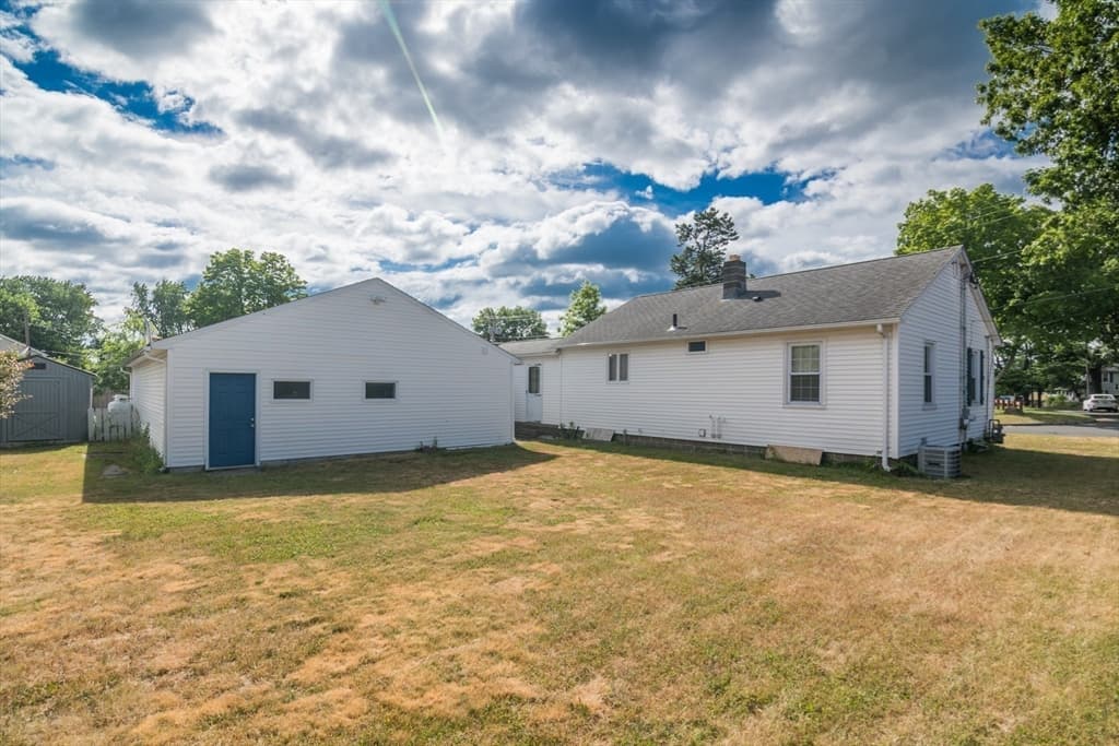 248 Laconia Street, Springfield MA 01129 photo 18