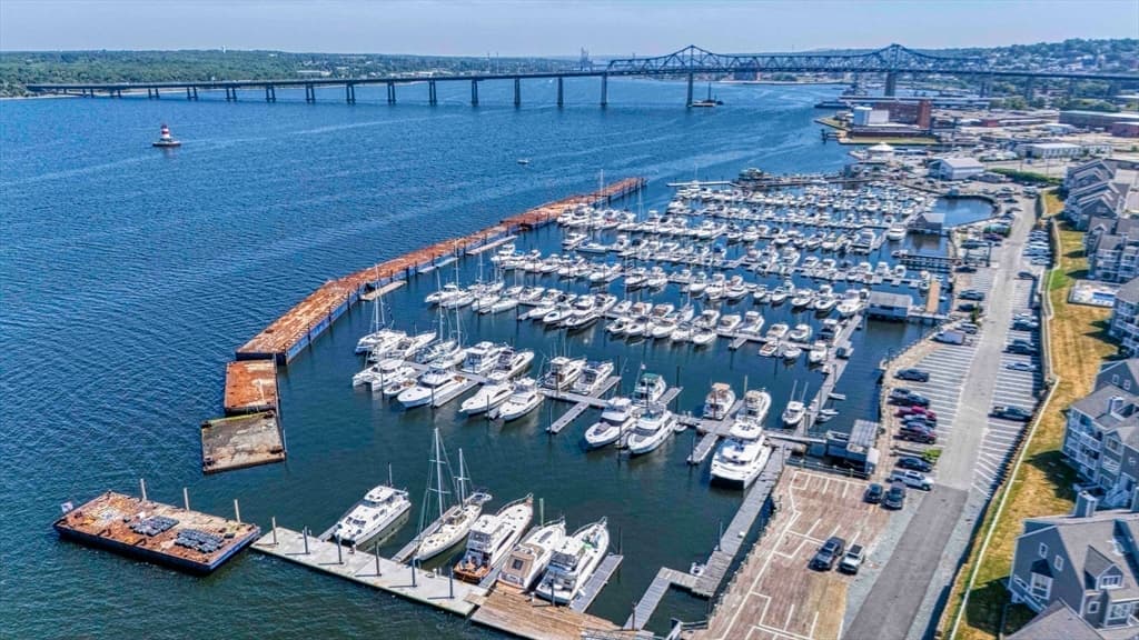 700 Shore Dr # 306, Fall River MA 02721 photo 29
