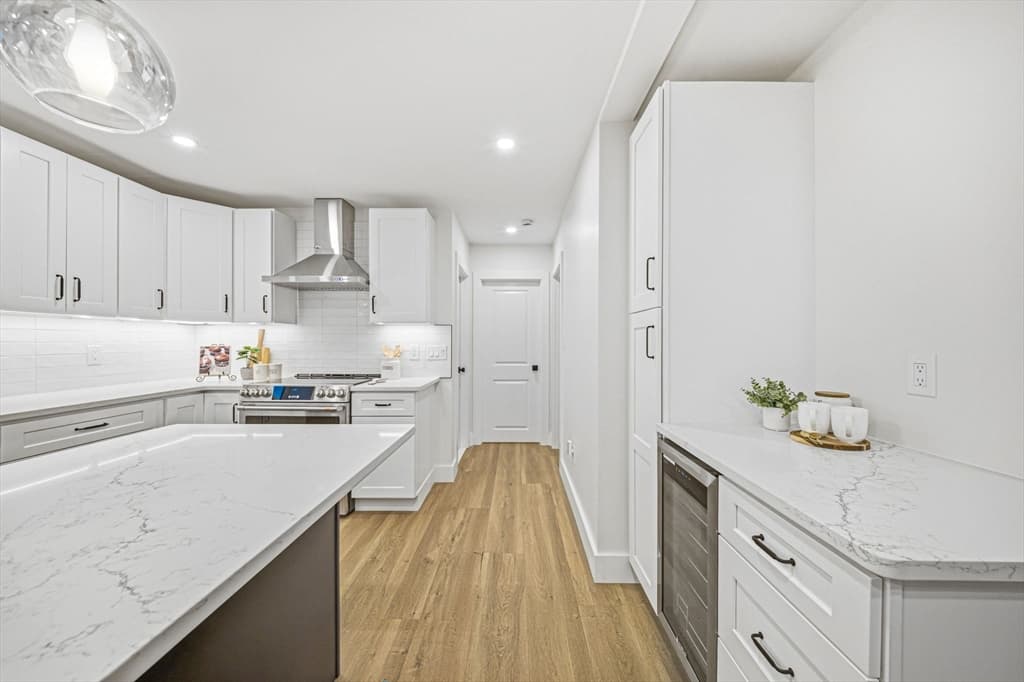 52-54 Rangeley Rd, Newton MA 02465 photo 12