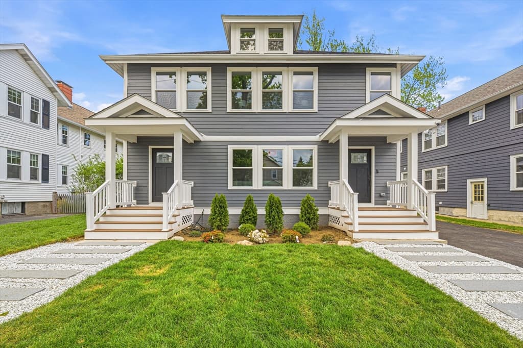 52-54 Rangeley Rd, Newton MA 02465