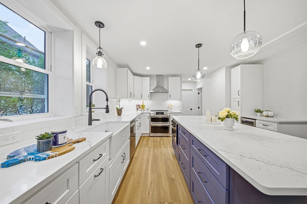 52-54 Rangeley Rd, Newton MA 02465 photo 10