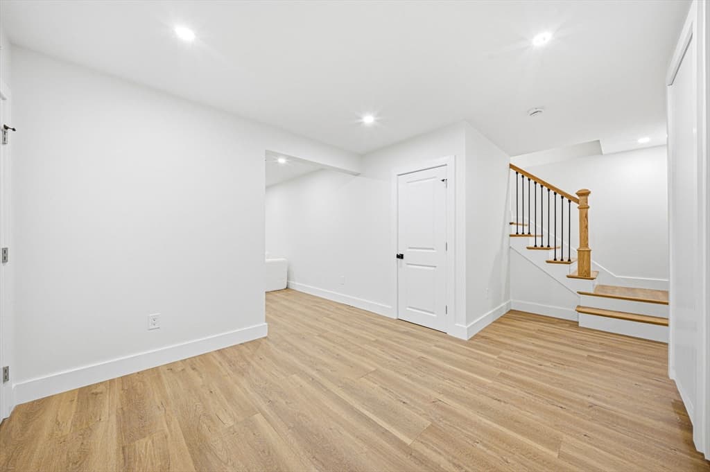 52-54 Rangeley Rd, Newton MA 02465 photo 18