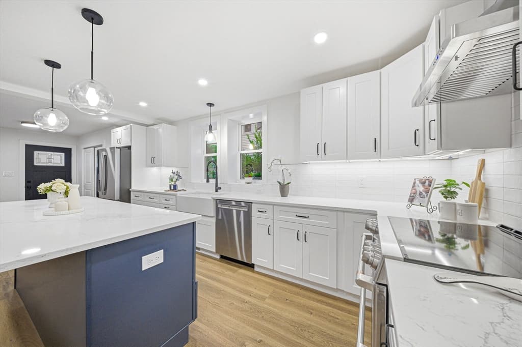 52-54 Rangeley Rd, Newton MA 02465 photo 11