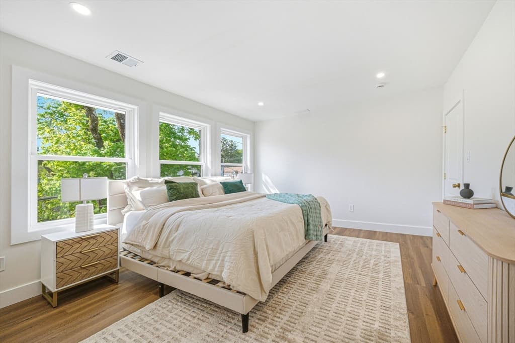 52-54 Rangeley Rd, Newton MA 02465 photo 31