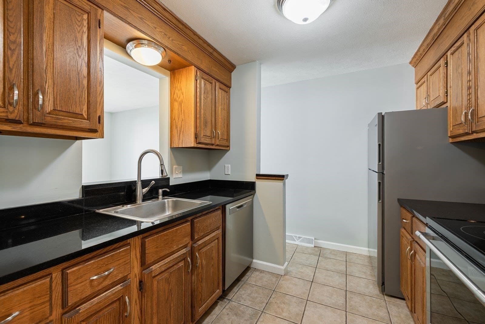 Condominium at 2205 Boston Road # I81, Wilbraham MA 01095, Wilbraham, photo 5 of 28