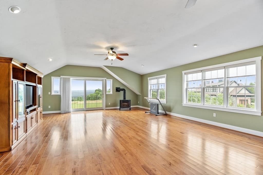 32 Osgood Rd, Sterling MA 01564 photo 5