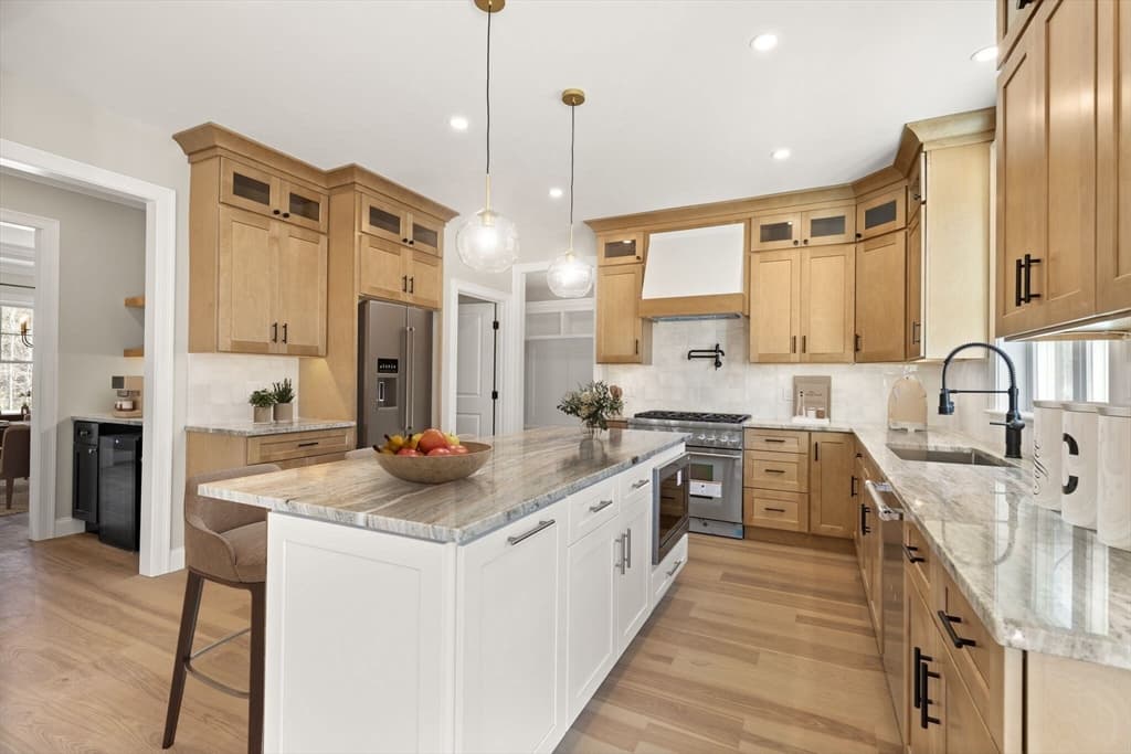 79 Summer Street, Easton MA 02356 photo 3