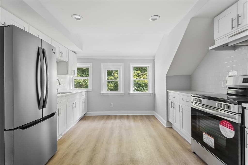 1524 Main St, Worcester MA 01603 photo 22