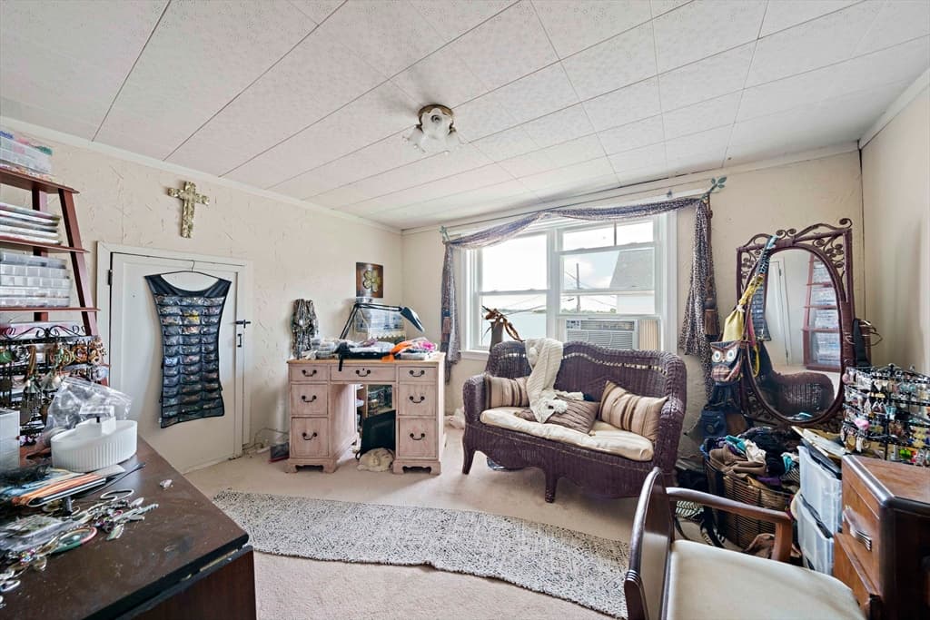 Single Family Residence at 5 Caldwell St, Weymouth MA 02191, photo 17 of 34