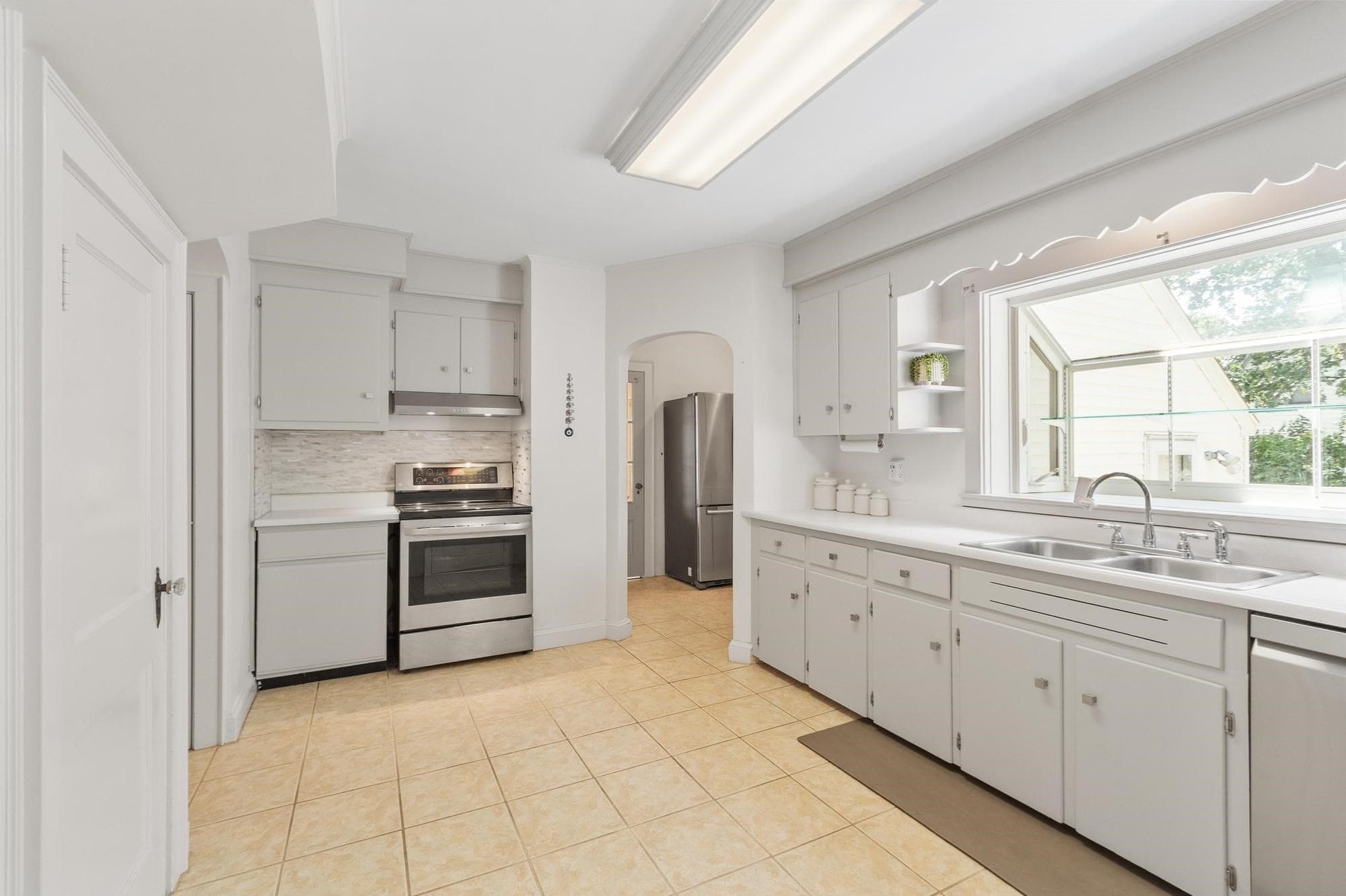 Single Family Residence at 45 Grandview Rd, Arlington MA 02476, Arlington, photo 13 of 42