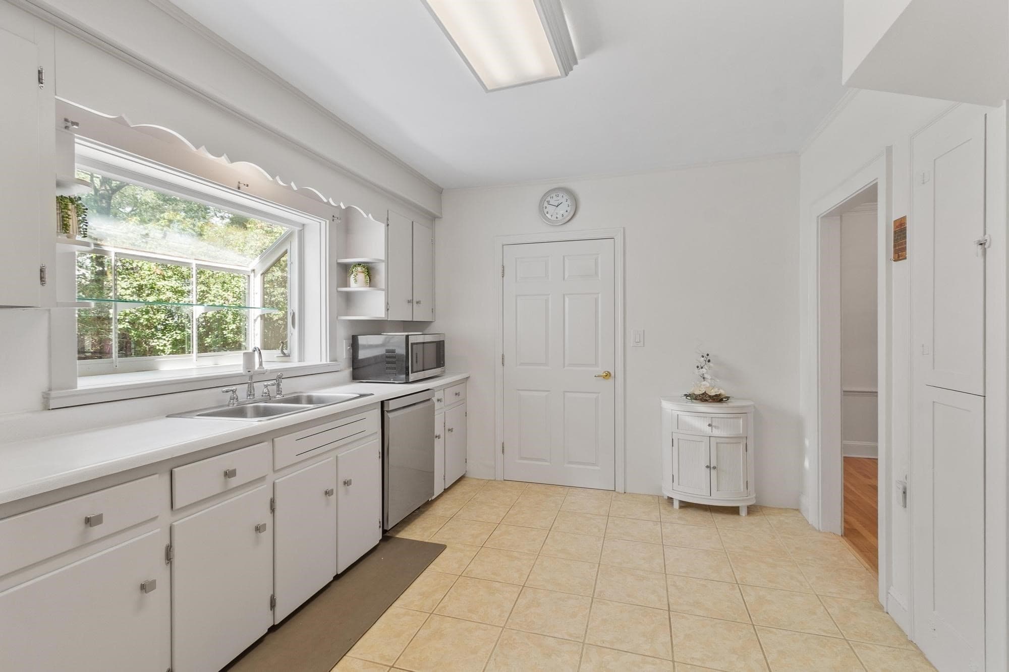 Single Family Residence at 45 Grandview Rd, Arlington MA 02476, Arlington, photo 11 of 42