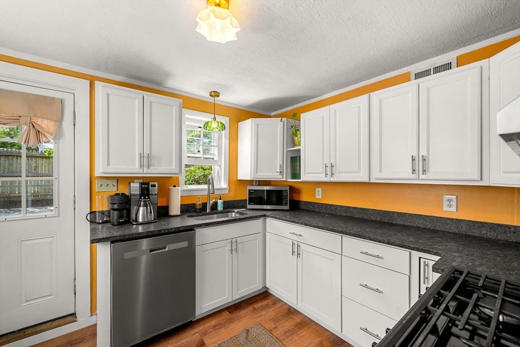 38R Bass Ave, Gloucester MA 01930 photo 16