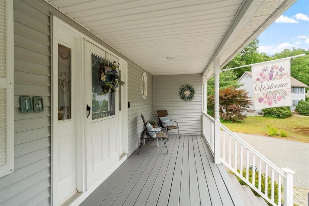 Single Family Residence at 14 Millers Farm Road, Billerica MA 01821, photo 3 of 36