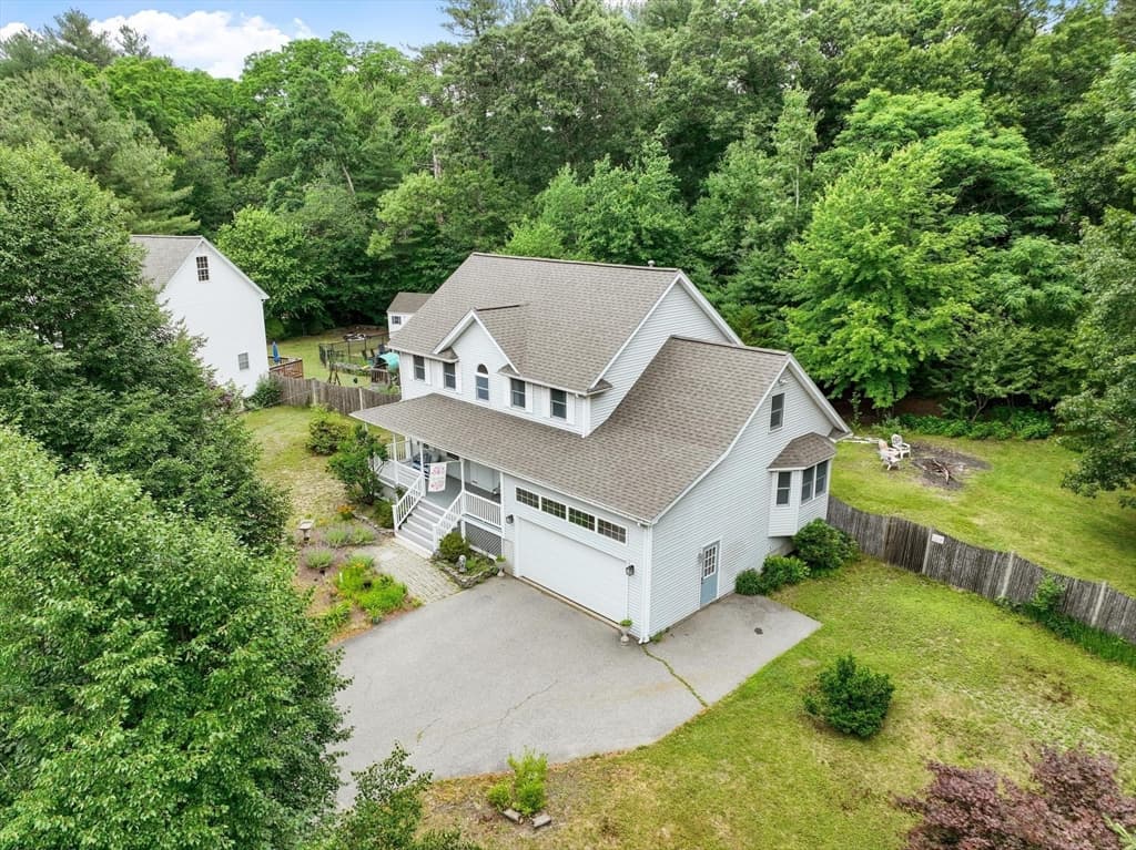 14 Millers Farm Road, Billerica MA 01821