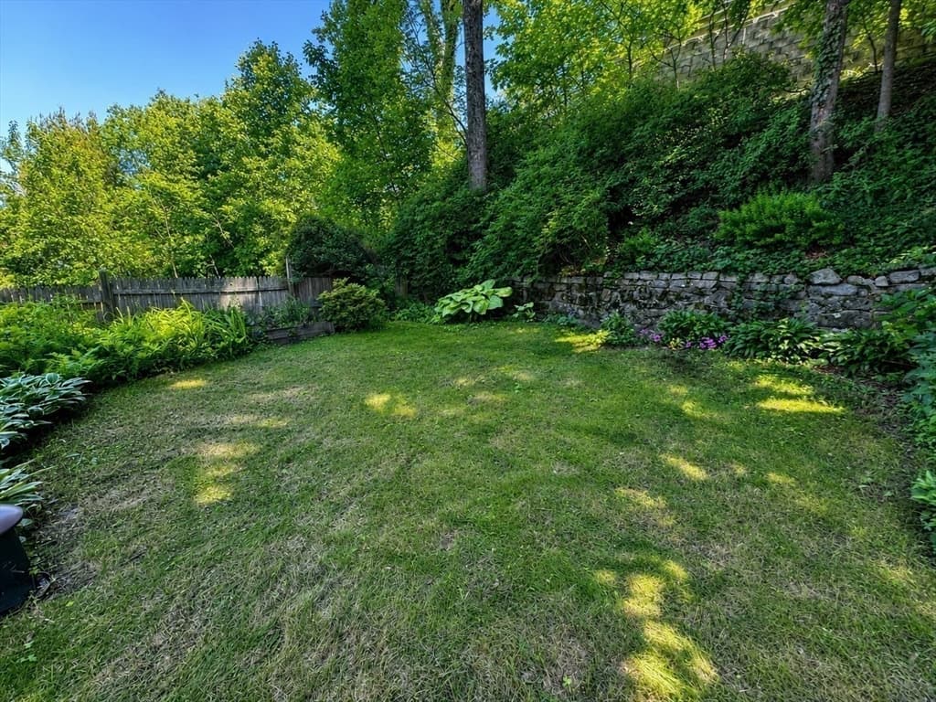 Condominium at 38 Tanager St # 1, Arlington MA 02476, Arlington, photo 3 of 21
